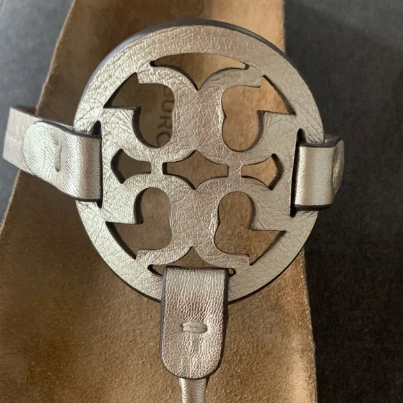 Tory Burch Miller Cloud sandals with Mettalic Gold and Tan. - Picture 9 of 12